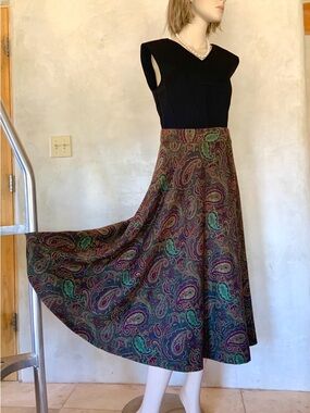 Custom Paisley Wool Flare Midi Skirt S/M✨
